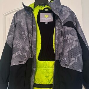 OberMeyer Gage ski jacket Teen L (14-16) Excellent condition, used a few times